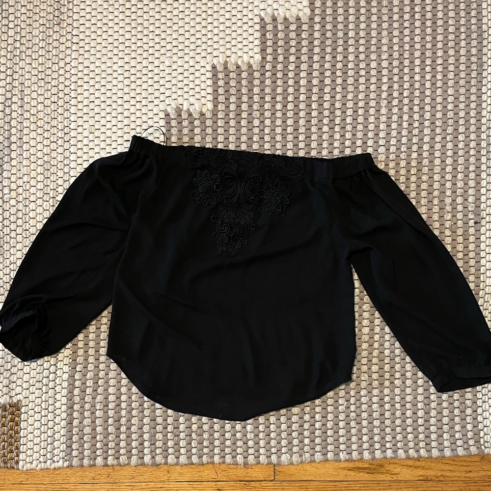 Express Black Lace Off-Shoulder Top Size S